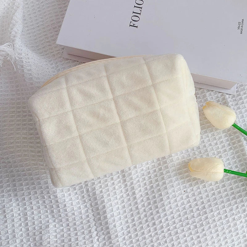 Cut Fur Makeup Bag for Women Travel Cosmetic Bag Solid Color Zipper Large Make Up Toiletry Bag Washing Beauty Case Necessaries