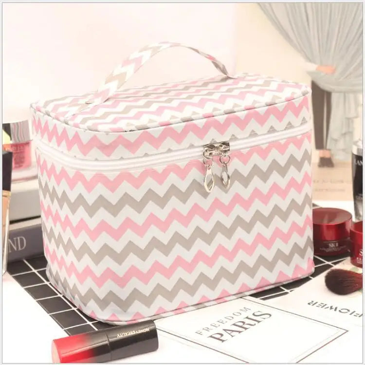 Waterproof Portable Women Makeup Bag High Capacity Toiletries
