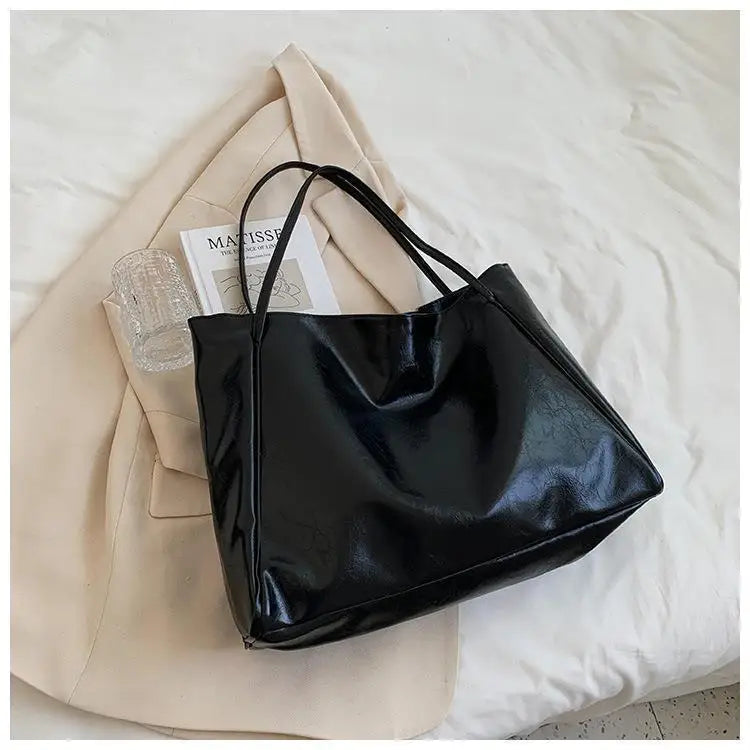 Cherie Large Capacity vegan Leather Bag