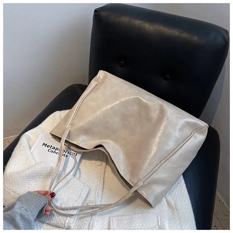 Cherie Large Capacity vegan Leather Bag