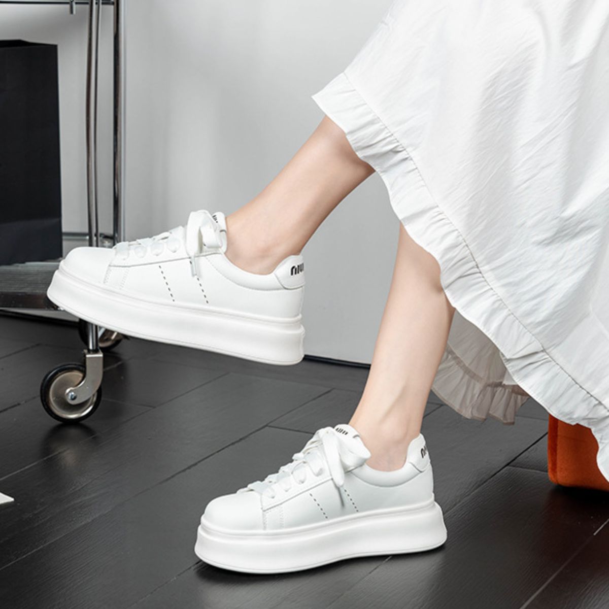 Trendy platform sneakers with thick sole for casual and stylish wear