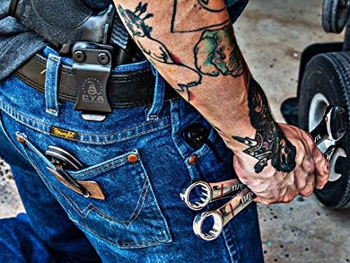 Secure comfortable IWB gun holster