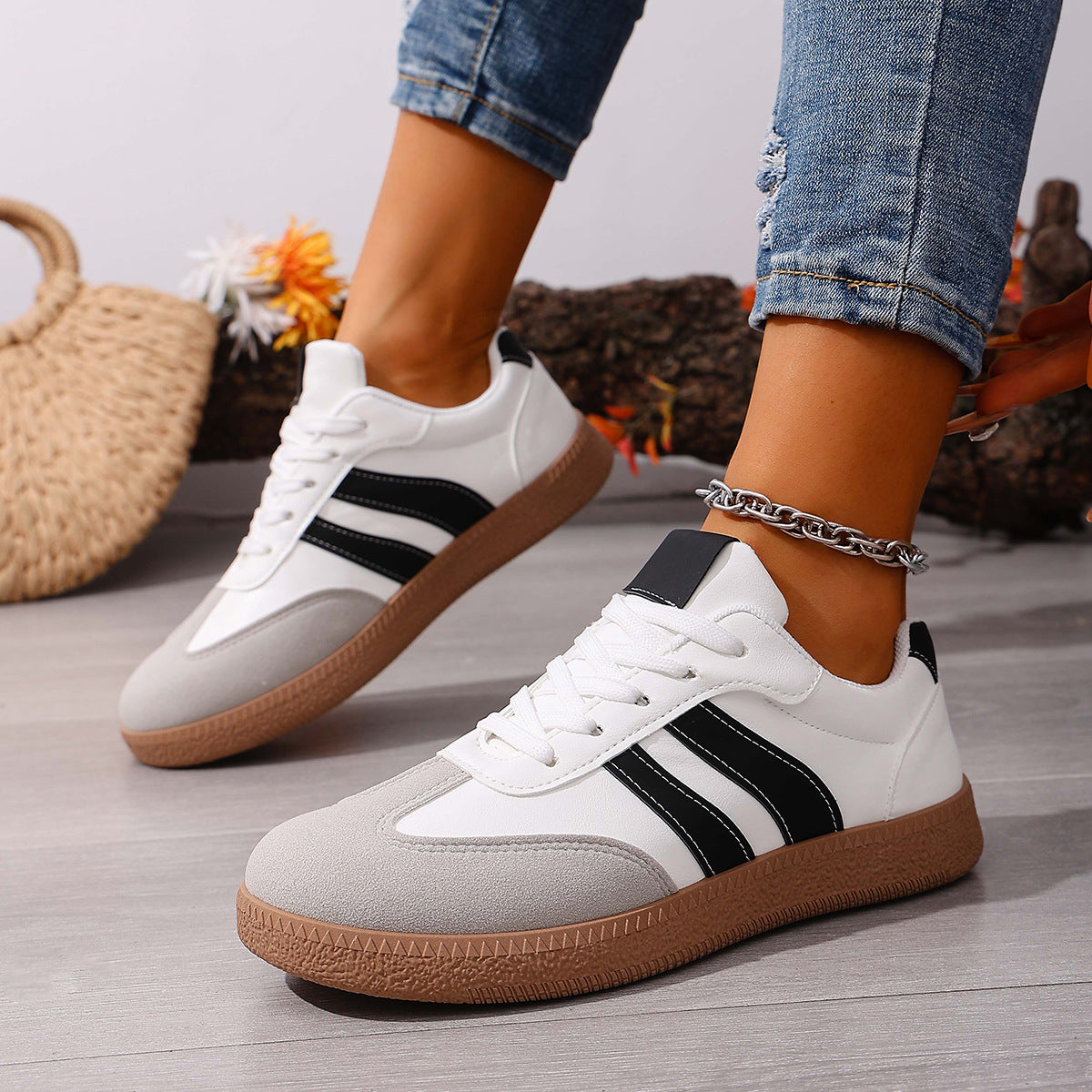 Large Size Color Blocked Round Toe Women's Shoes