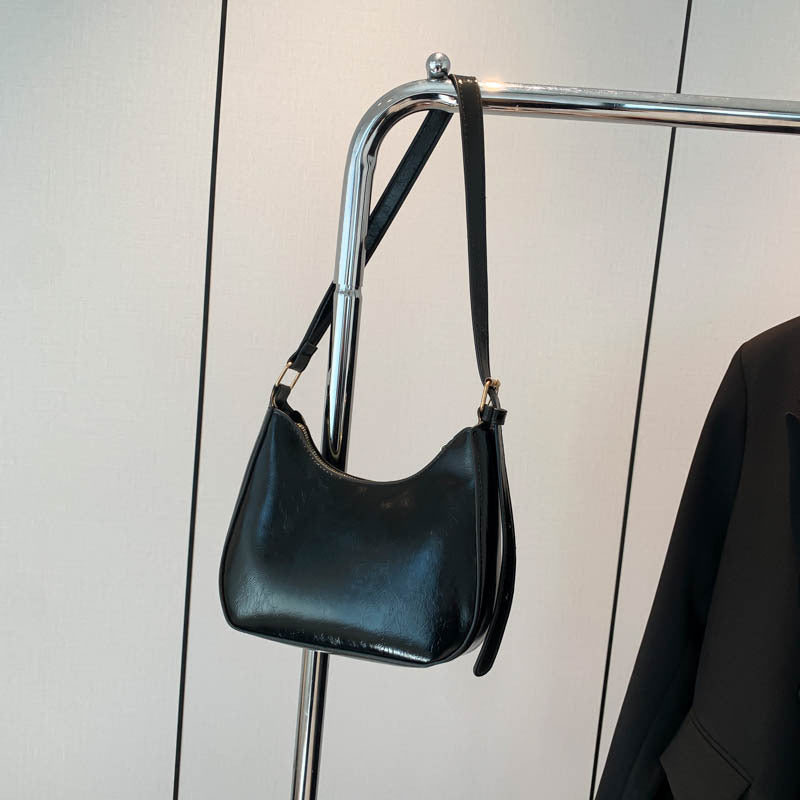 Women's Solid-Colored Vintage Fashion Hand Bag