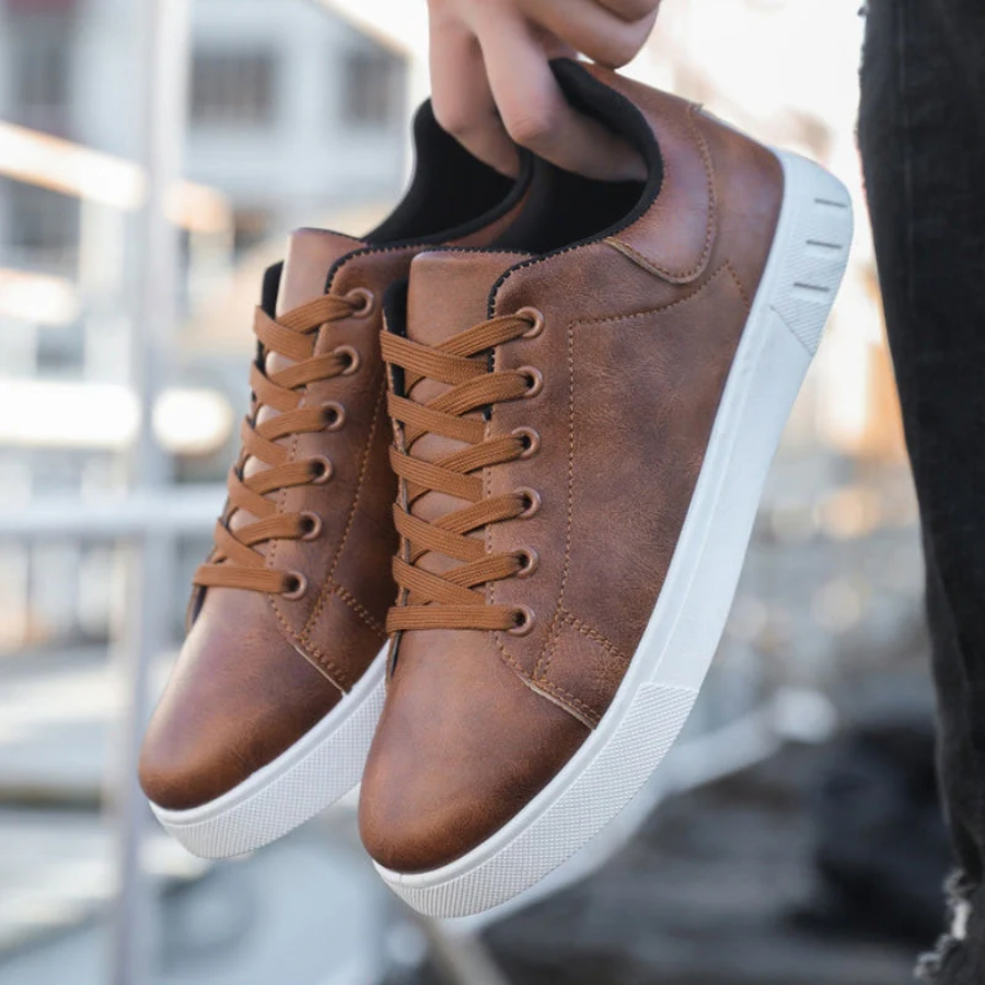 Stylish leather shoes with white sole B3K9L2H1Z