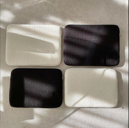Hand-held Anti-seismic White Black Laptop Bag