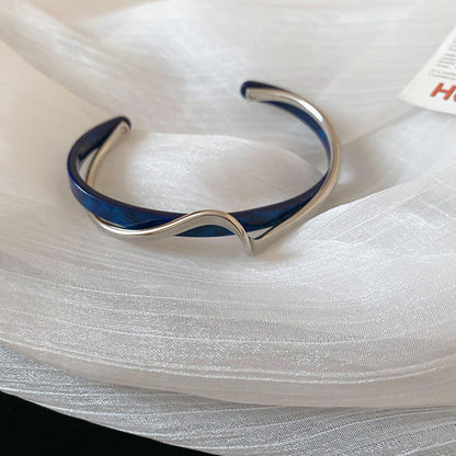 Adjustable White Shellfish Plate Bracelet for Women, 2-Layer Luxury