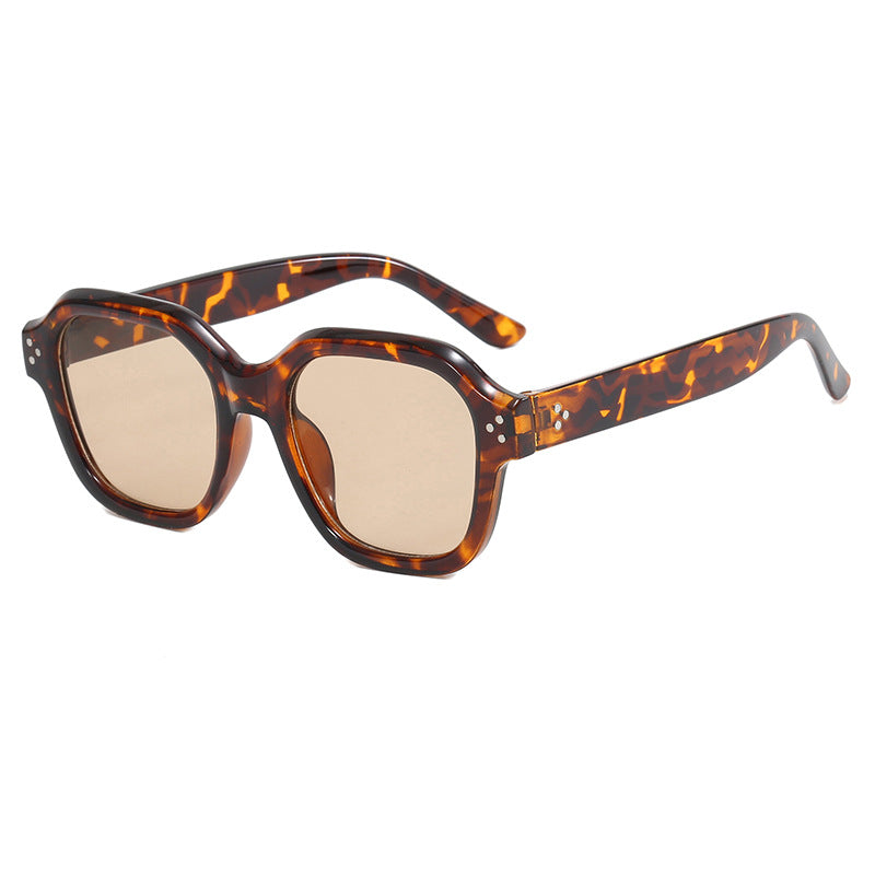 Fashionable Retro Rice-Grain Purple Sunglasses With A Distinctive Style