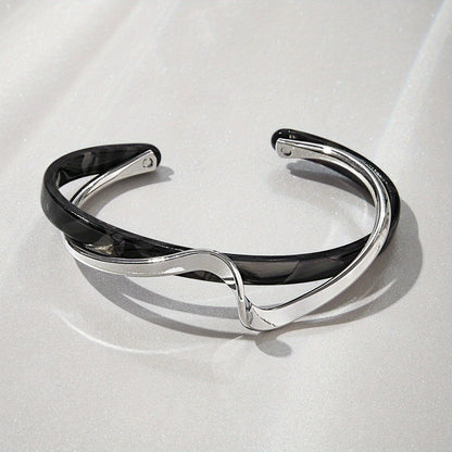 Adjustable White Shellfish Plate Bracelet for Women, 2-Layer Luxury