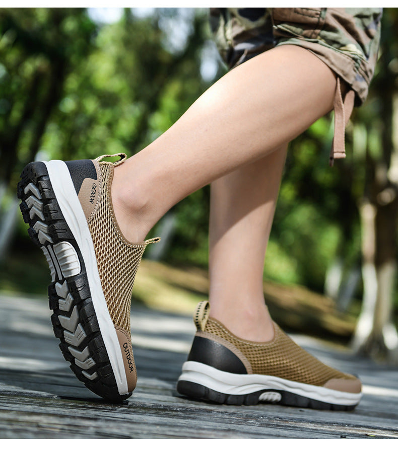 Hollow mesh slip-on shoes