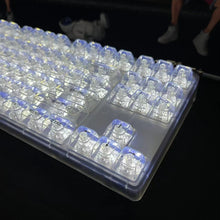 Transparent keycap set 132