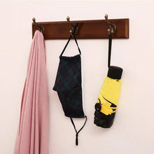 Clothes Hanger