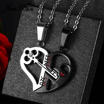 Couple necklace set