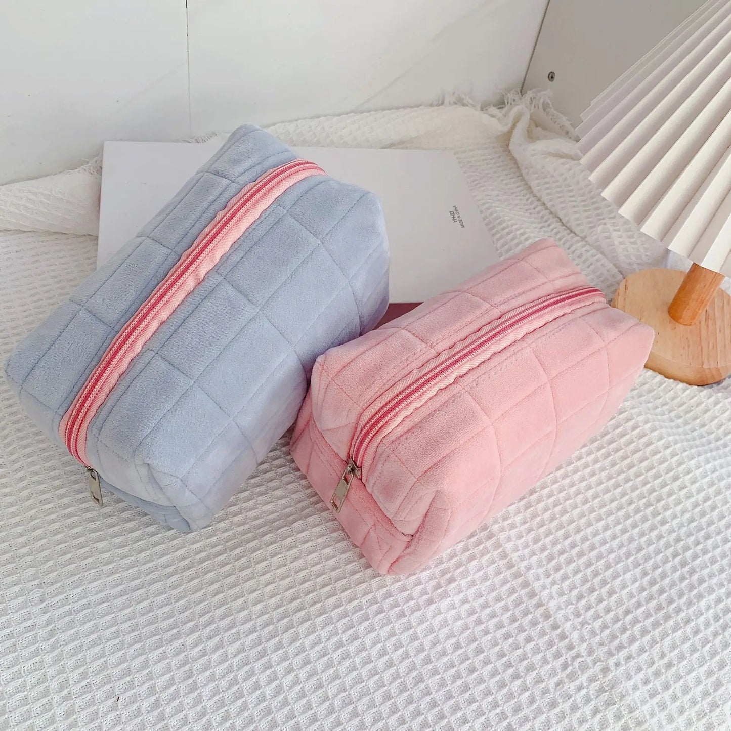 Cut Fur Makeup Bag for Women Travel Cosmetic Bag Solid Color Zipper Large Make Up Toiletry Bag Washing Beauty Case Necessaries