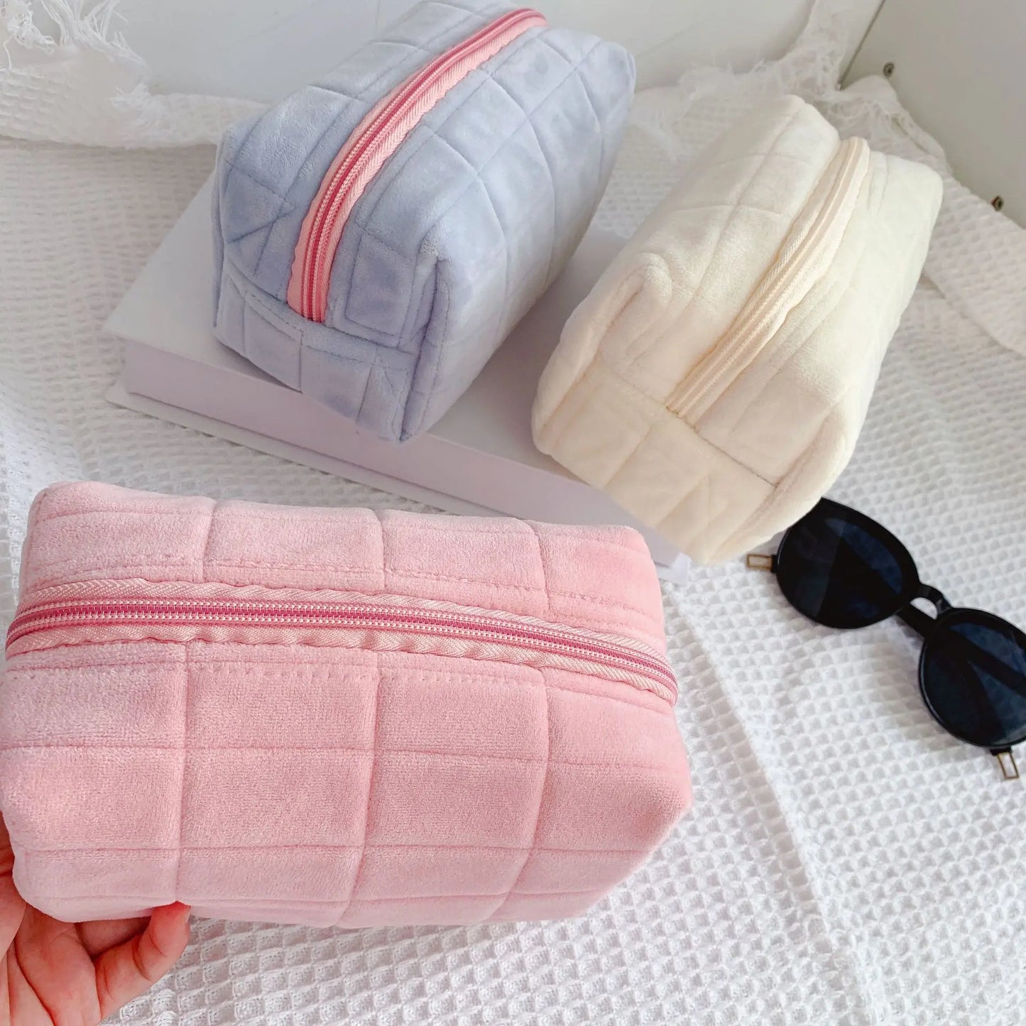Cut Fur Makeup Bag for Women Travel Cosmetic Bag Solid Color Zipper Large Make Up Toiletry Bag Washing Beauty Case Necessaries