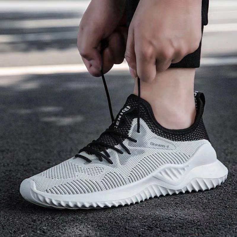 Men's mesh shoes