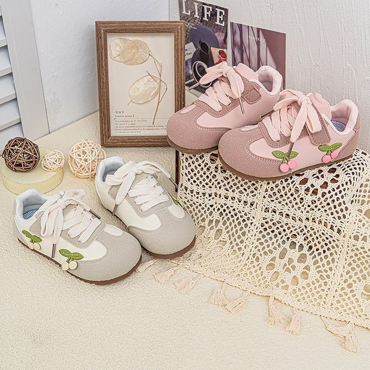 Girls fashion trainer shoes