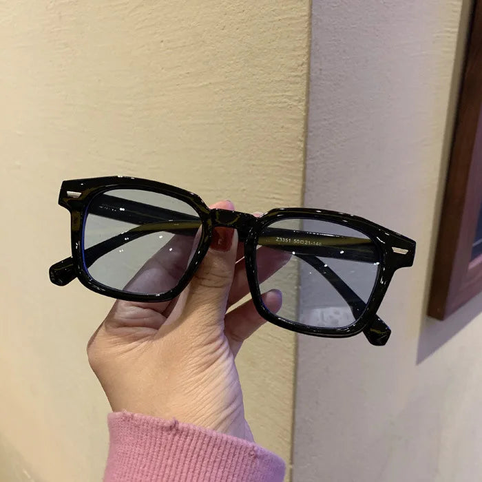 Trendy Unisex Retro Sunglasses for 2025 Fashion
