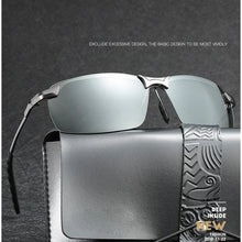 Photochromic Sunglasses Men Polarized in black frame for driving

