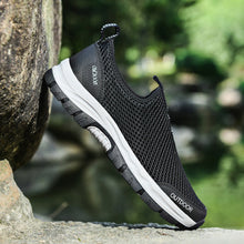 Hollow mesh slip-on shoes
