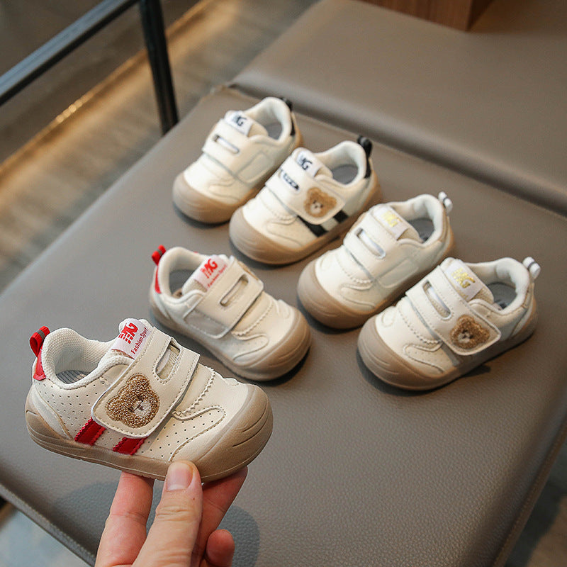 Infant soft sole shoes