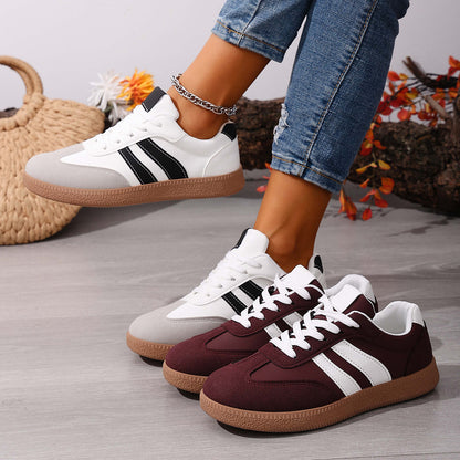 Color blocked women sneakers