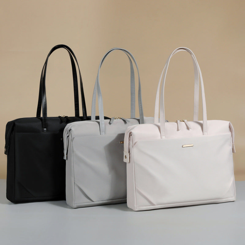 Lightweight laptop commuter bag