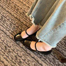 Women Square Heel Shoes