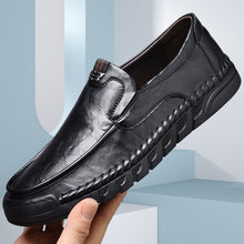 Men's casual leather shoes