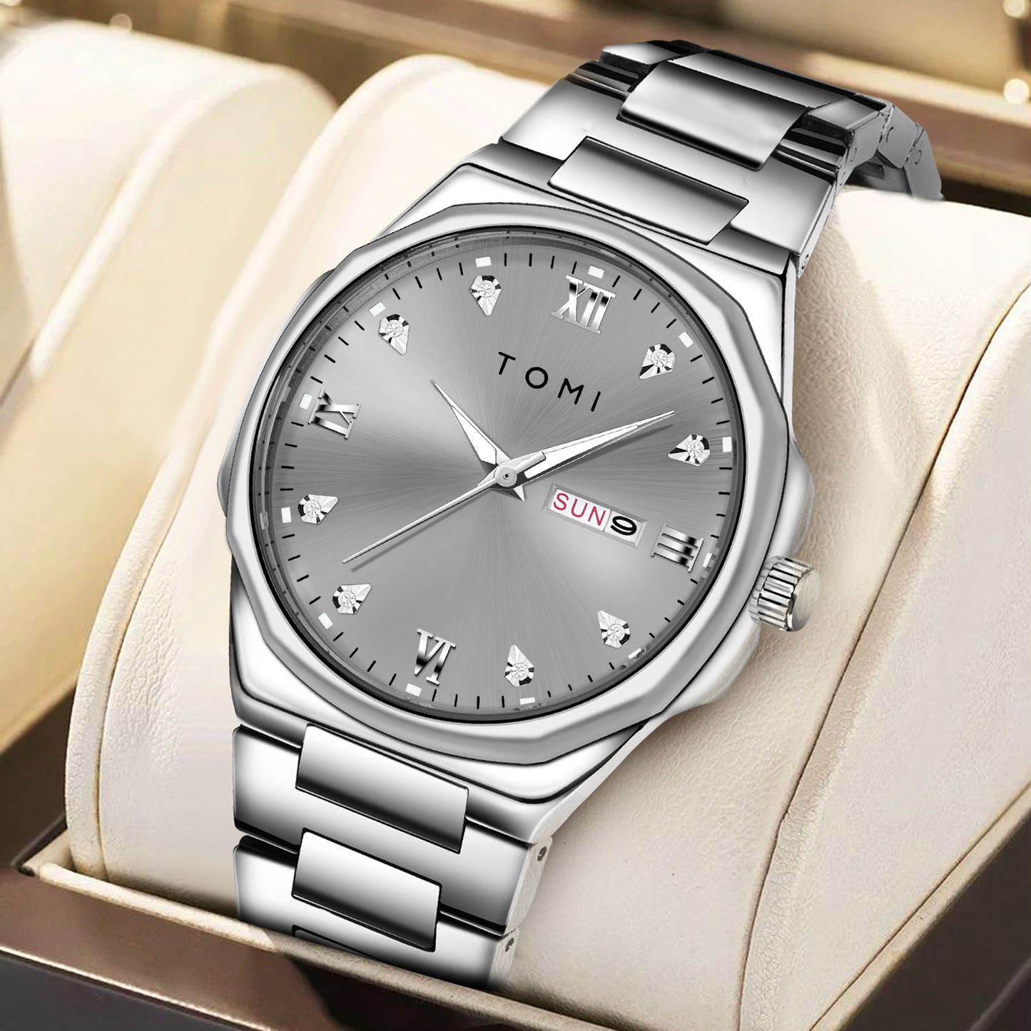 Diamond quartz watch