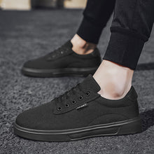 Mens casual canvas sneakers