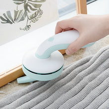 Mini desktop vacuum cleaner