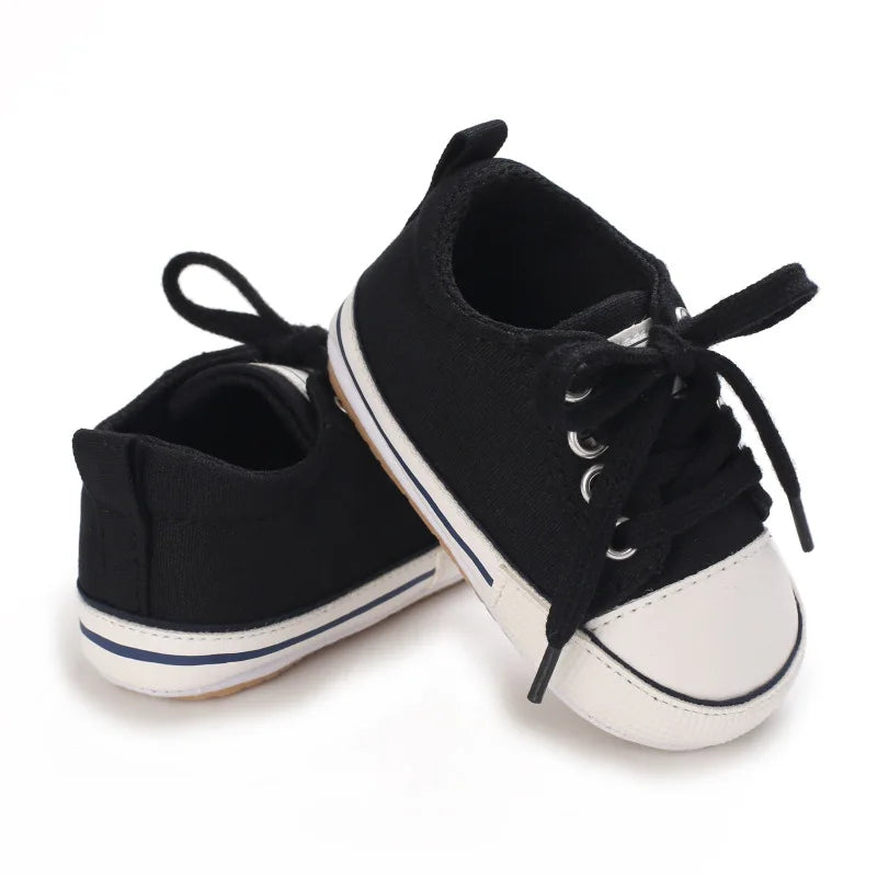 Non slip baby shoes
