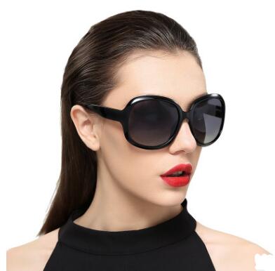 Oversized box ladies sunglasses