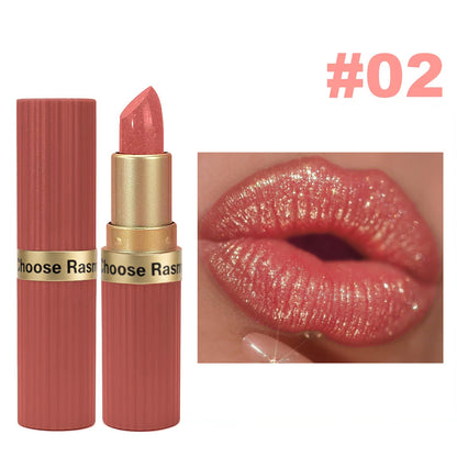 Pearlescent lipstick shine