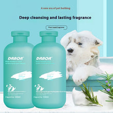 Pet shower gel for mite removal, ideal for soothing dog and cat skin