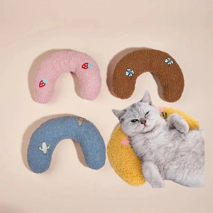 Pet u-shape calming pillow for neck support and anxiety relief in dogs and cats
