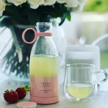 Portable mini blender by FreshJuice for smoothies and juices on the go