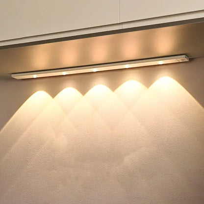 Rechargeable motion detector lamp with USB charging for home lighting

