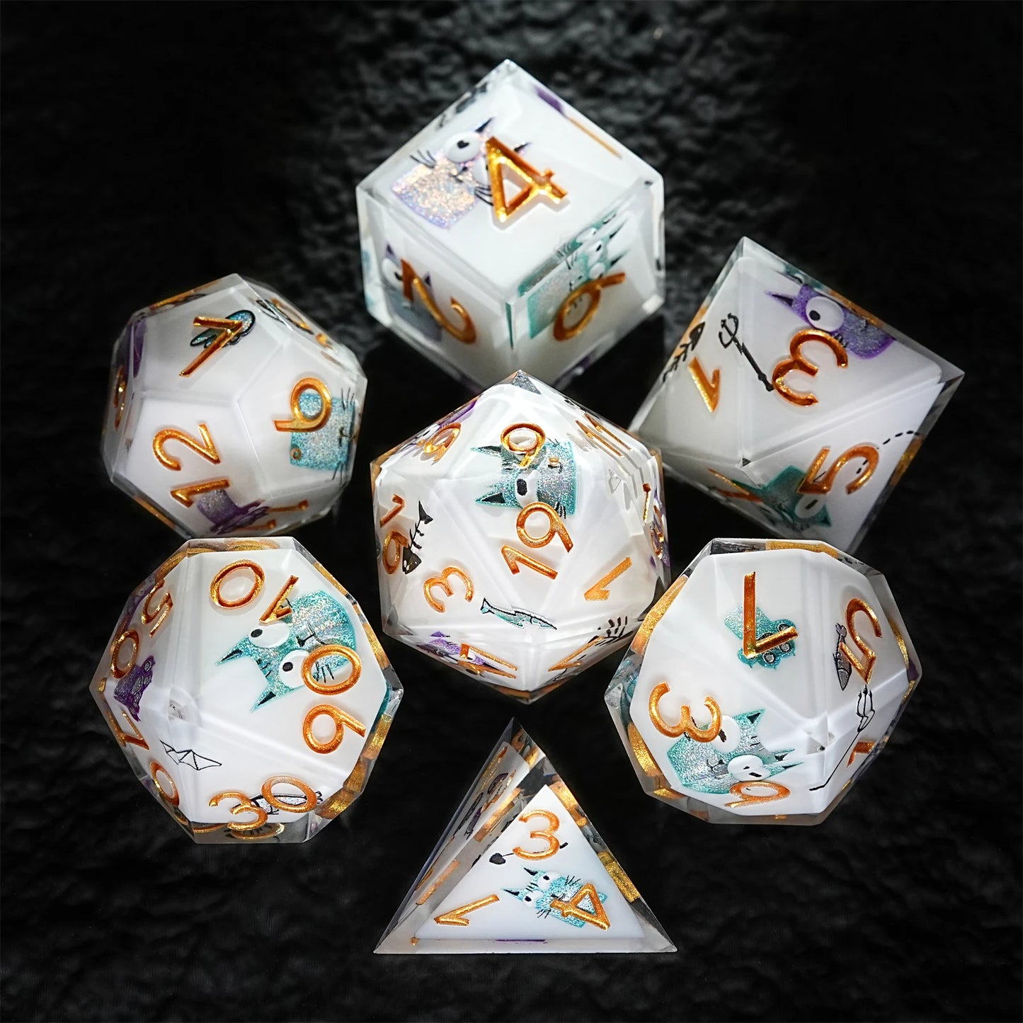 1-7pcs DND Milk White Solid Resin Black Kitten Smile Cat Dice Set Multi-sided Polyhedral Dice for D&D COC Role RPG Table Game