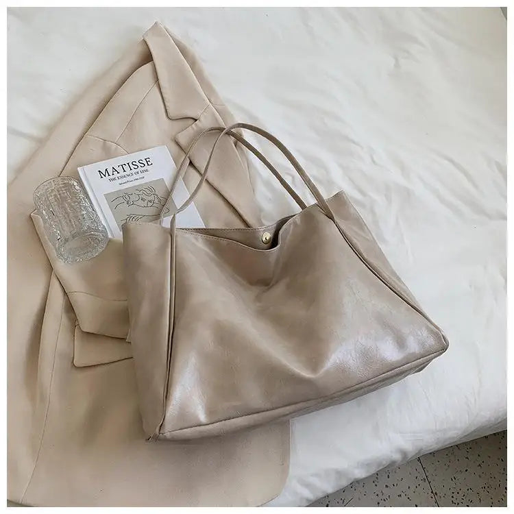Cherie Large Capacity vegan Leather Bag