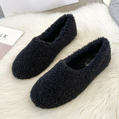 Ember's Cozy Curly Lambwool Loafers