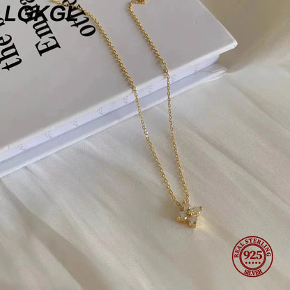 LGKGL S925 Sterling Silver 18K Gold-Plated Zircon Clover Necklace – Elegant & Versatile Collar Chain™