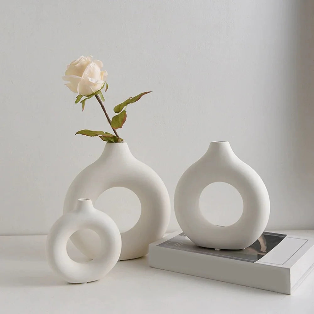 Donut Shape Plastic Vase