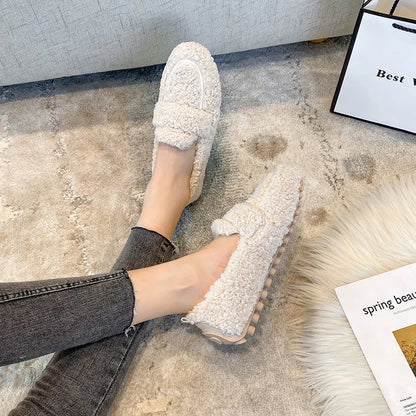 Ember's Cozy Curly Lambwool Loafers