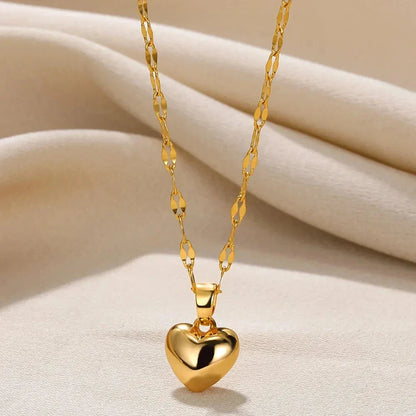 Stainless Steel Heart Necklace – 2025 Trend