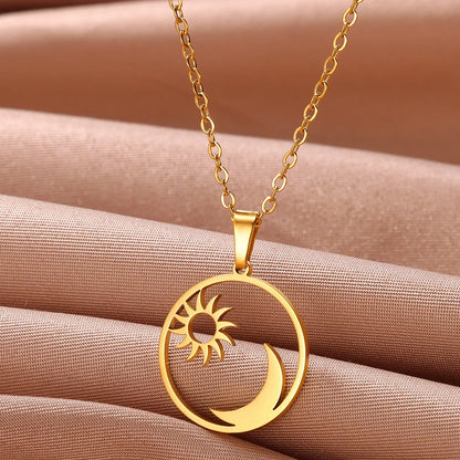 Stainless Steel Heart Necklace – 2025 Trend