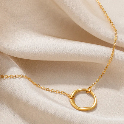 Stainless Steel Heart Necklace – 2025 Trend