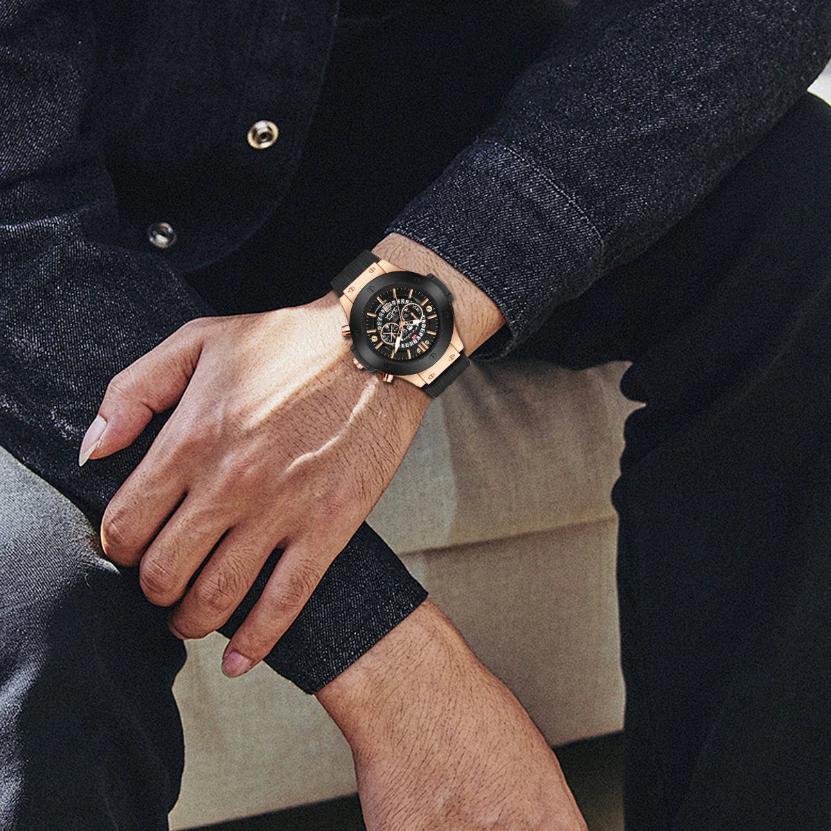Men's Sports Watch – Quartz Waterproof Japanese Movement Timepiece Calendar & Silicone Strap