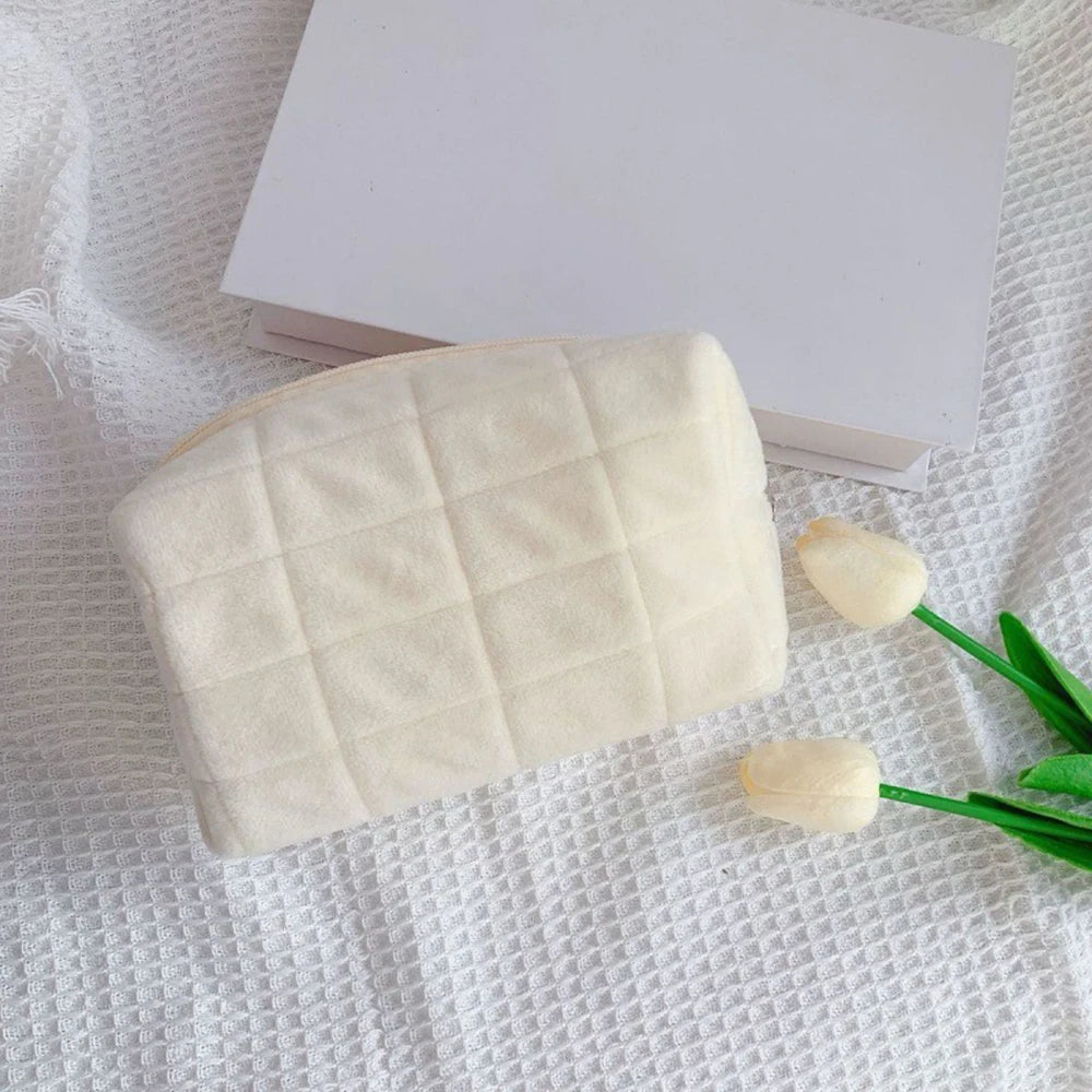 Cut Fur Makeup Bag for Women Travel Cosmetic Bag Solid Color Zipper Large Make Up Toiletry Bag Washing Beauty Case Necessaries